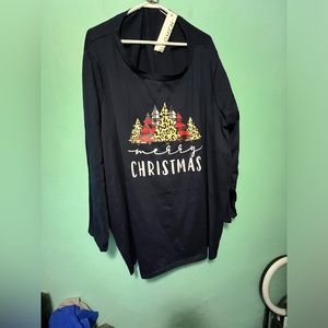 Bloomchic size 30 long sleeved T-shirt new with tags